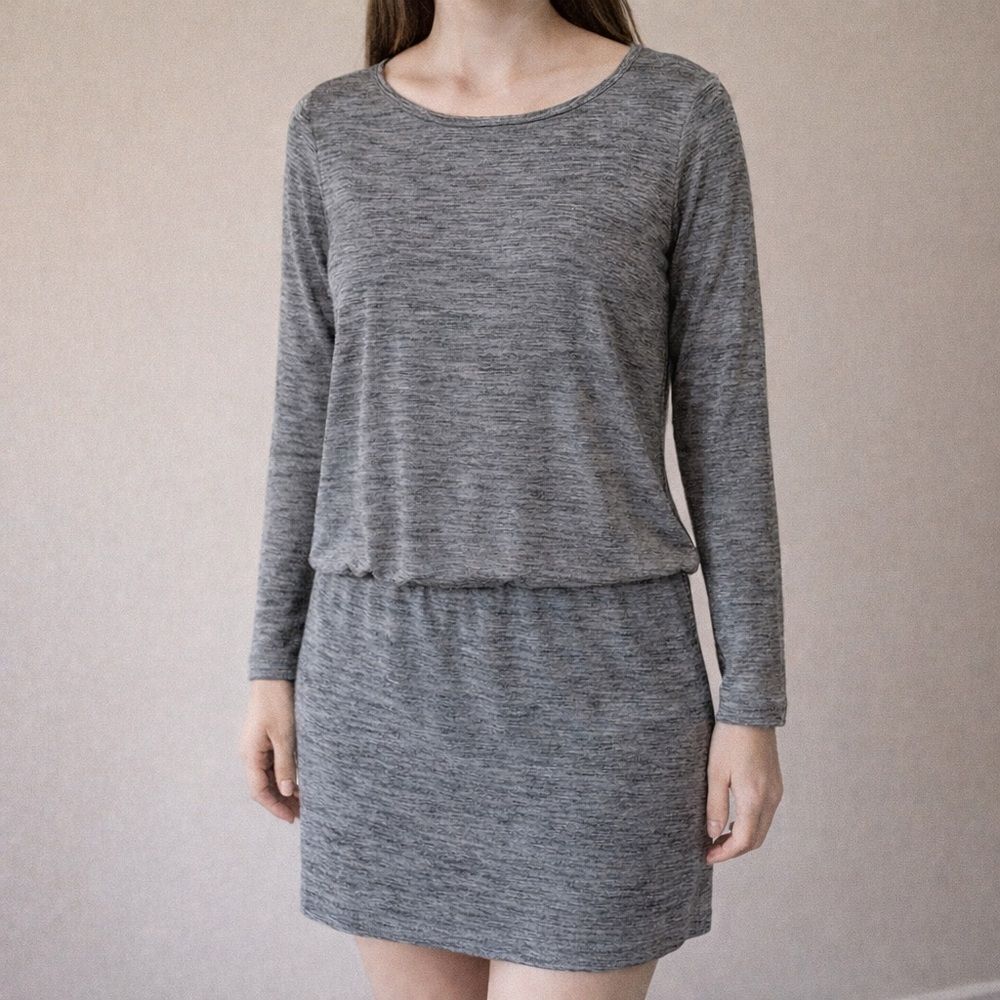 White House Black Market Women’s Open Cowl Back Stretch Long Sleeve Top Small